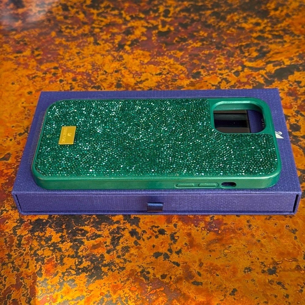 Swarovski Green Crystal Glam Rock Smartphone Case iPhone 12 Pro Max Phone Case - Picture 9 of 12